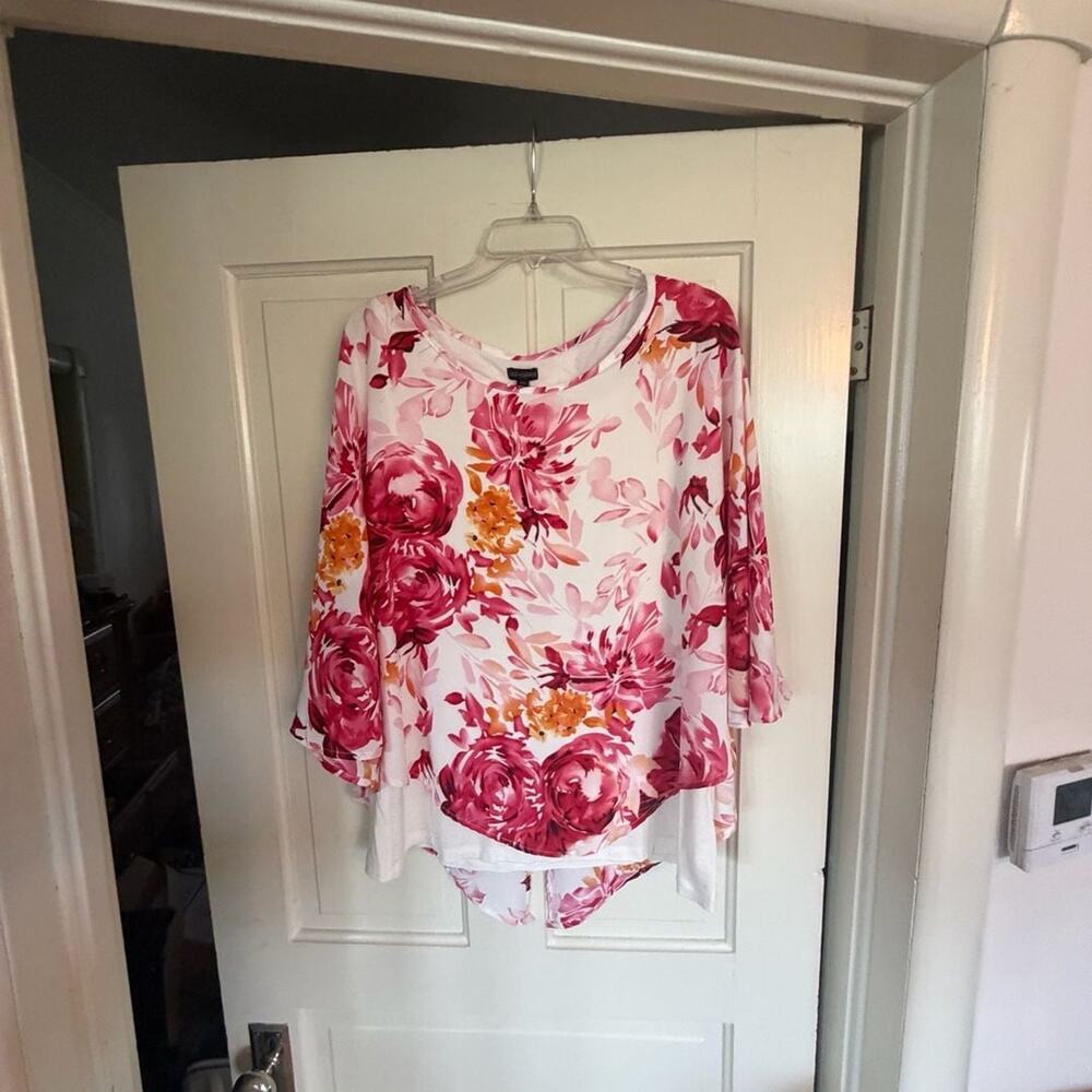 Coco + Carmen Pink Floral Layered Split Back Top XXL